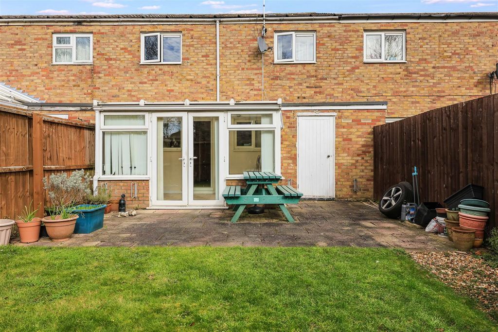 Property photo 1 of 16