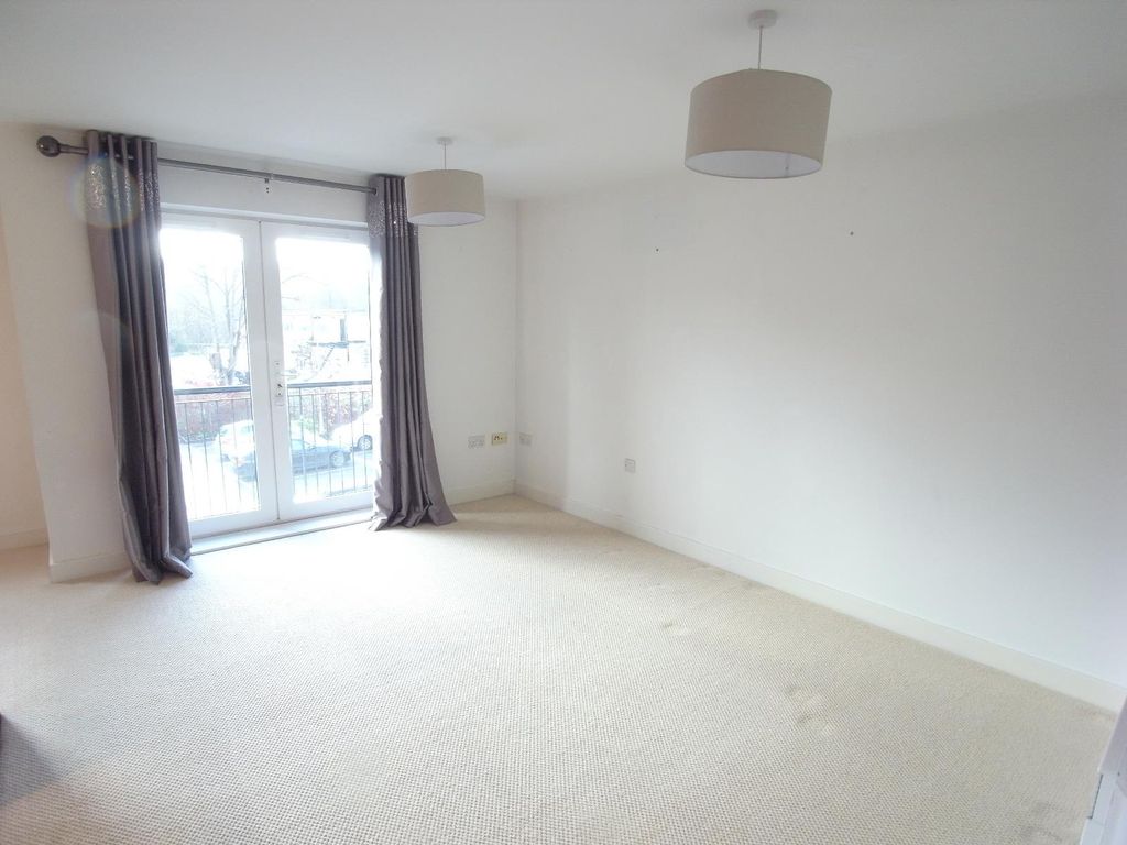 Property photo 2 of 11 0 General