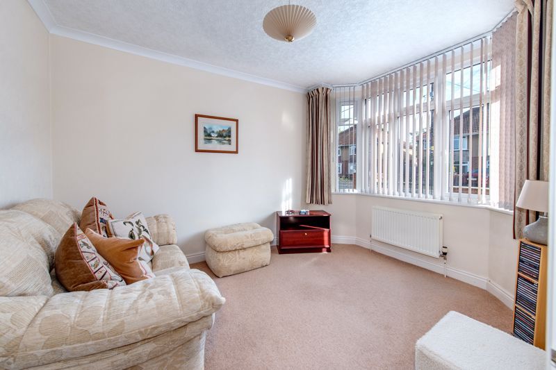 Property photo 3 of 29 Sitting Room