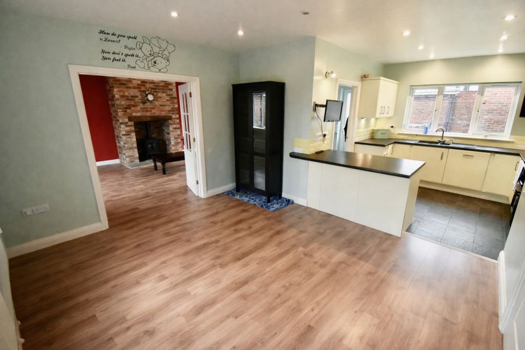 Property photo 2 of 21 Chatgpt Image Apr 8, 2026, 09_52_35 Am