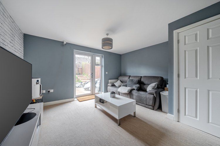 Property photo 3 of 21