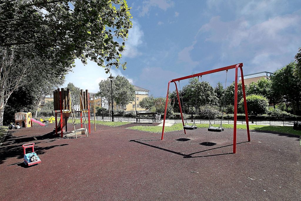 Property photo 2 of 9 Photo 02