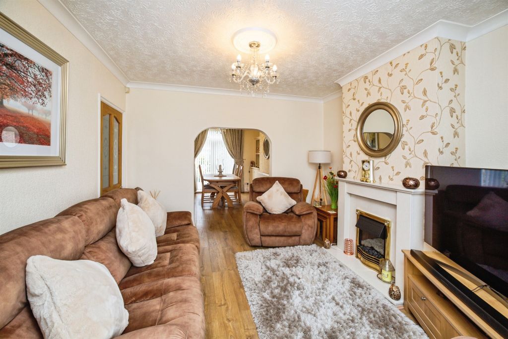 Property photo 2 of 21
