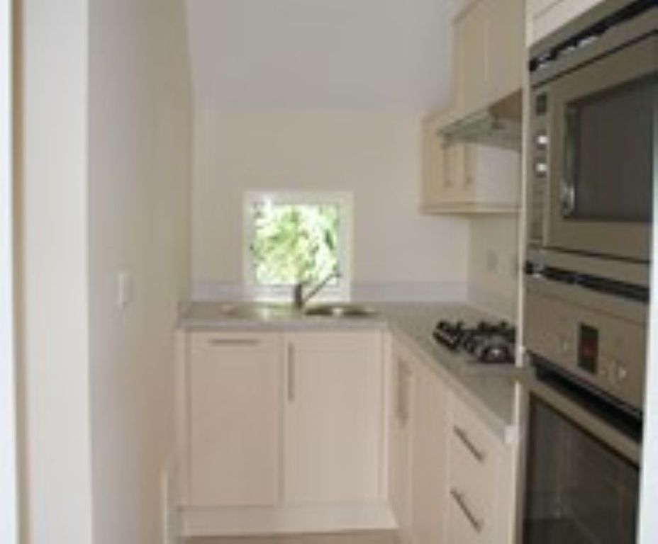 Property photo 3 of 9 Alt Kitchen