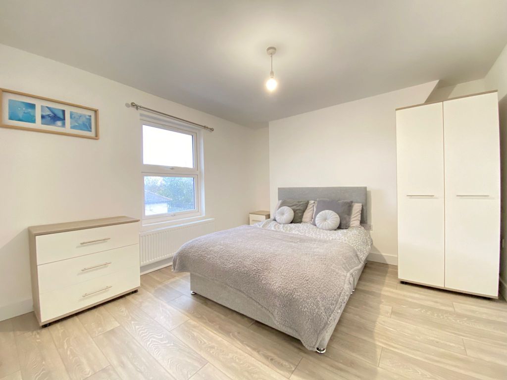 Property photo 1 of 7 Photo