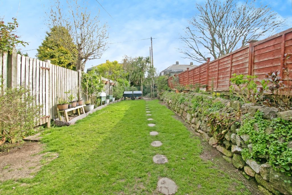 Property photo 2 of 14 Photo