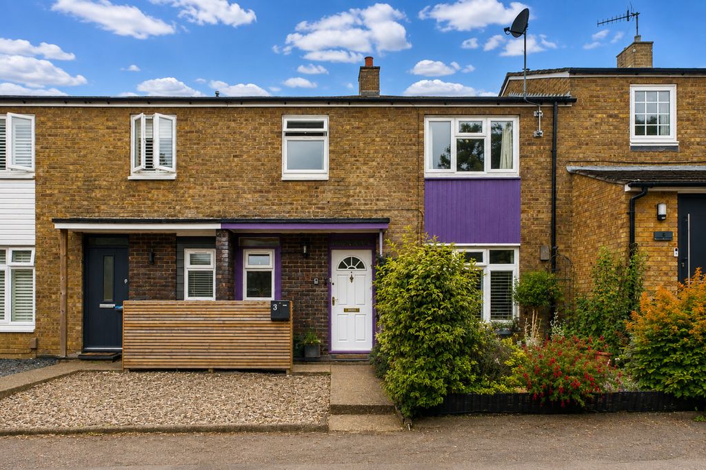 Property photo 1 of 17