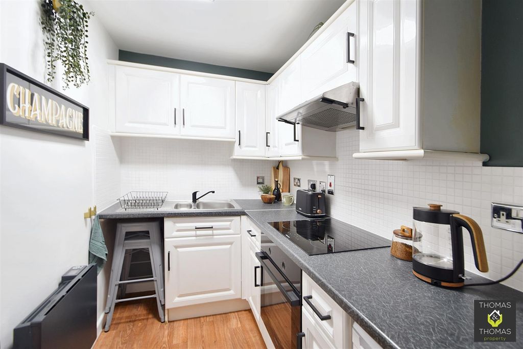 Property photo 2 of 8 Dsc_0012.Jpg