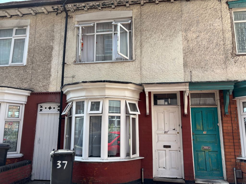 Property photo 1 of 1