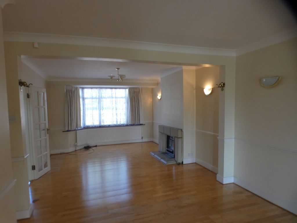 Property photo 3 of 30
