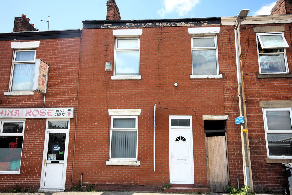 Property photo 1 of 1