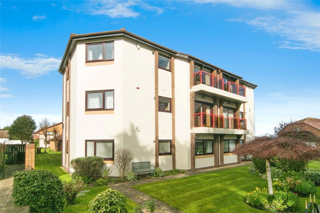Property photo 1 of 14 Picture No. 05