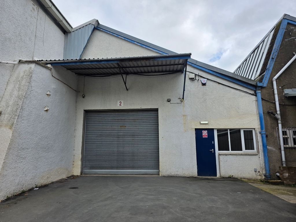 Property photo 1 of 4