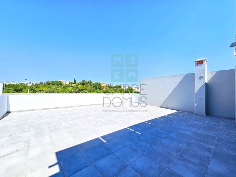 Property photo 1 of 36