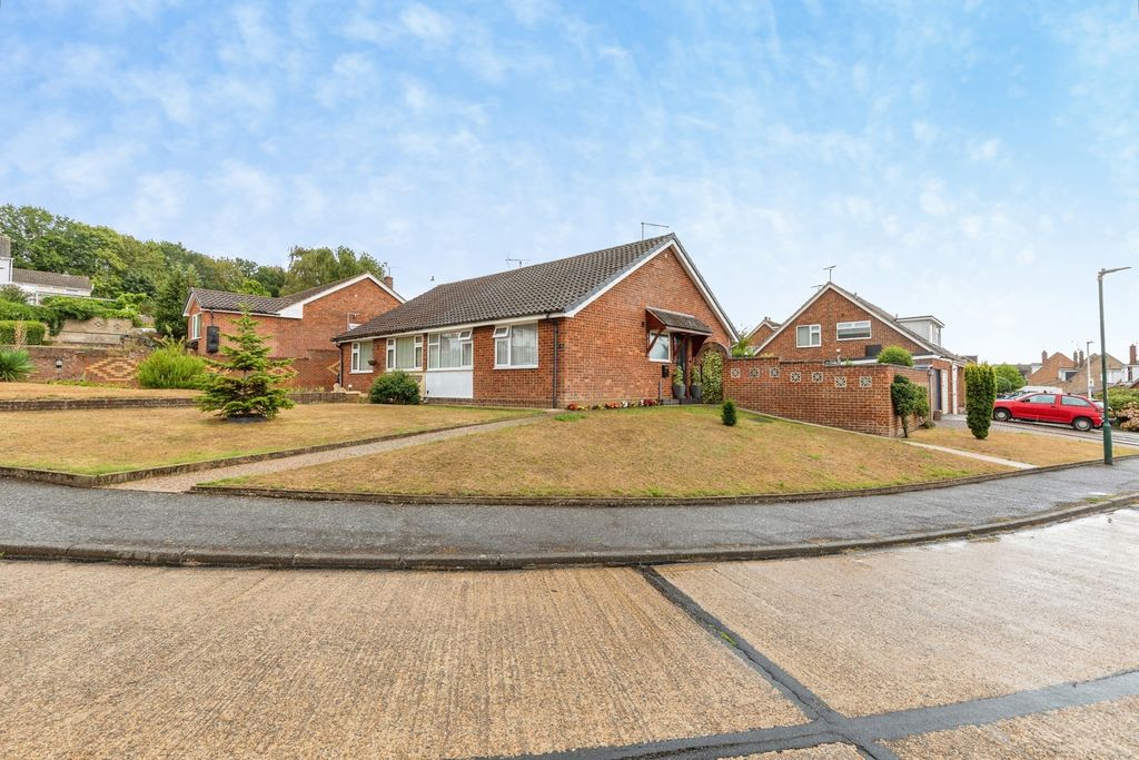 Property photo 1 of 16 Pbox-Img.Jpg
