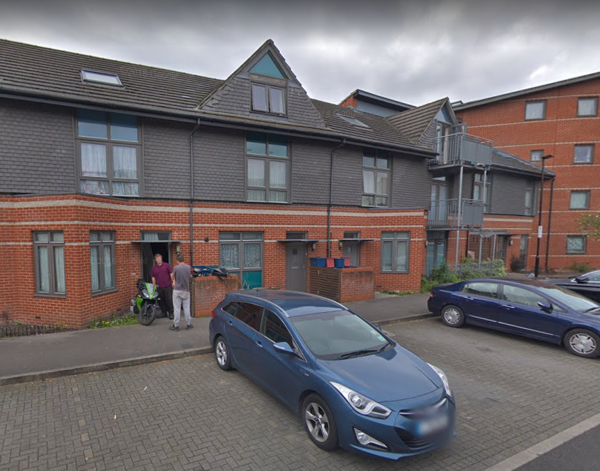 Property photo 1 of 9 Flat 5 19 Page Road 2 Bed Flat