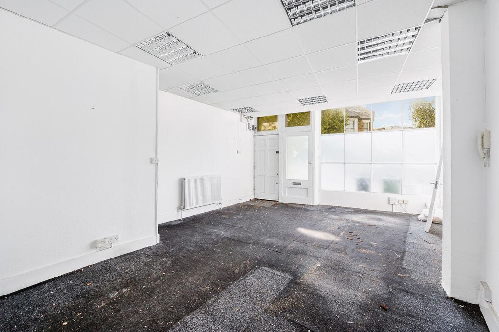 Property photo 3 of 14 Reception Room