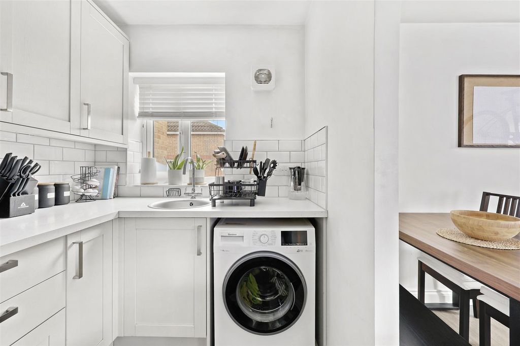 Property photo 3 of 21 4D4A6698.Jpg