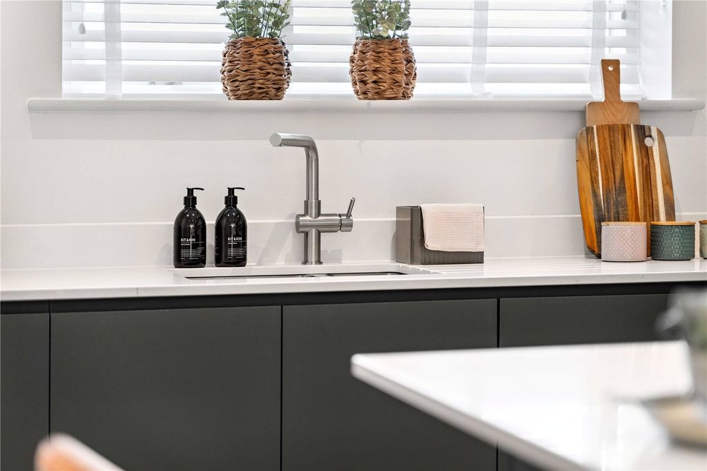 Property photo 3 of 8 Picture No. 07