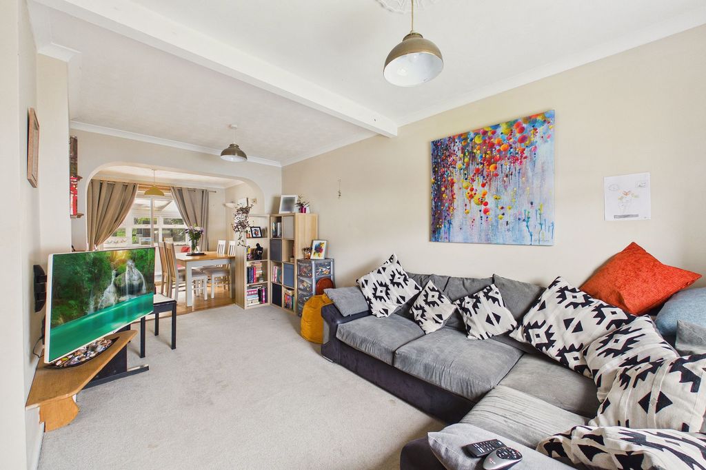 Property photo 3 of 15