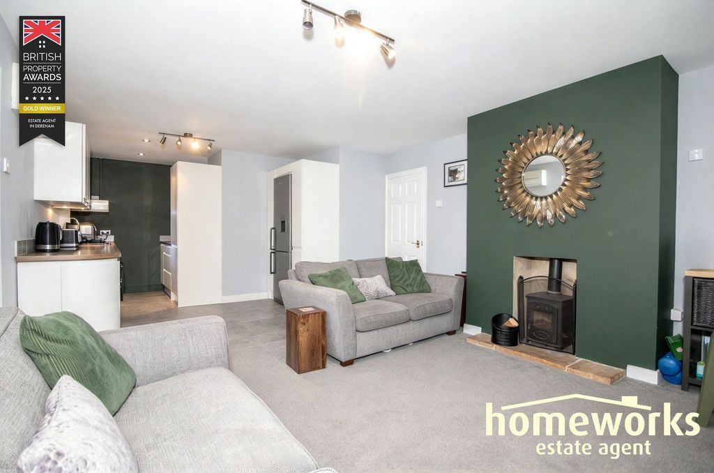 Property photo 2 of 13