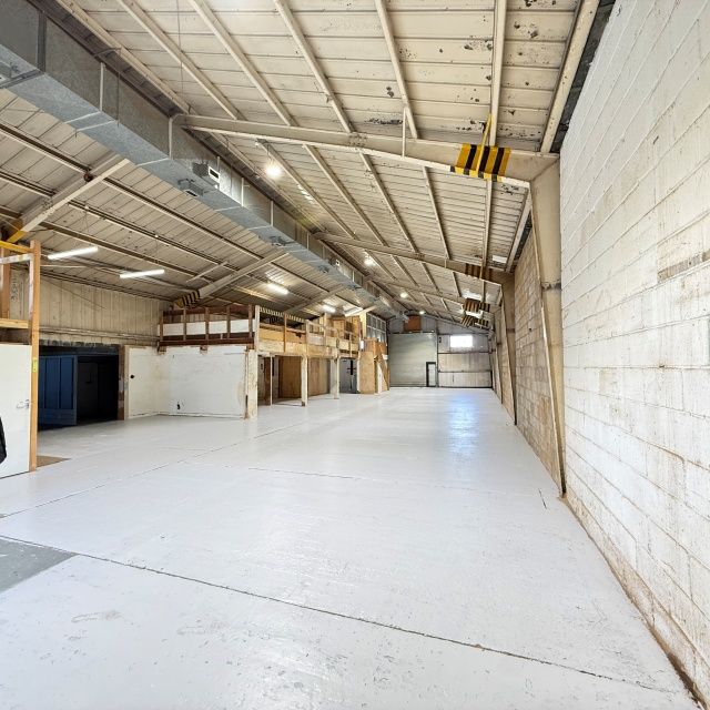 Property photo 3 of 7 Photo 5