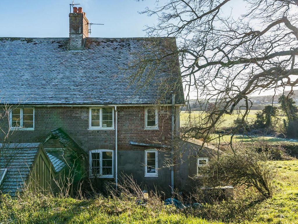 Property photo 3 of 11 1395426-9-695Bcaba9cd8c.Jpg