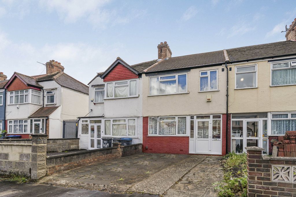 Property photo 1 of 24