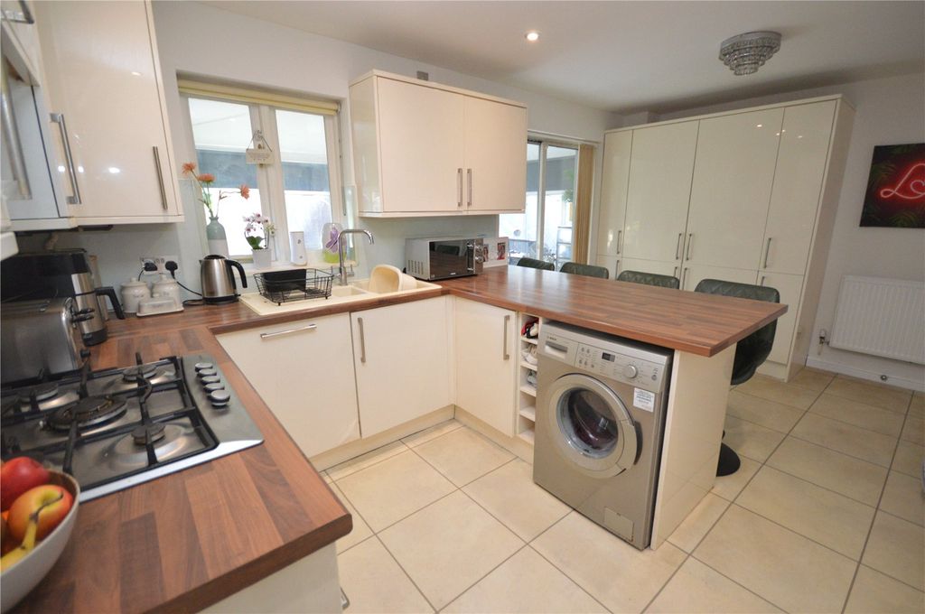 Property photo 3 of 22 Picture No. 99