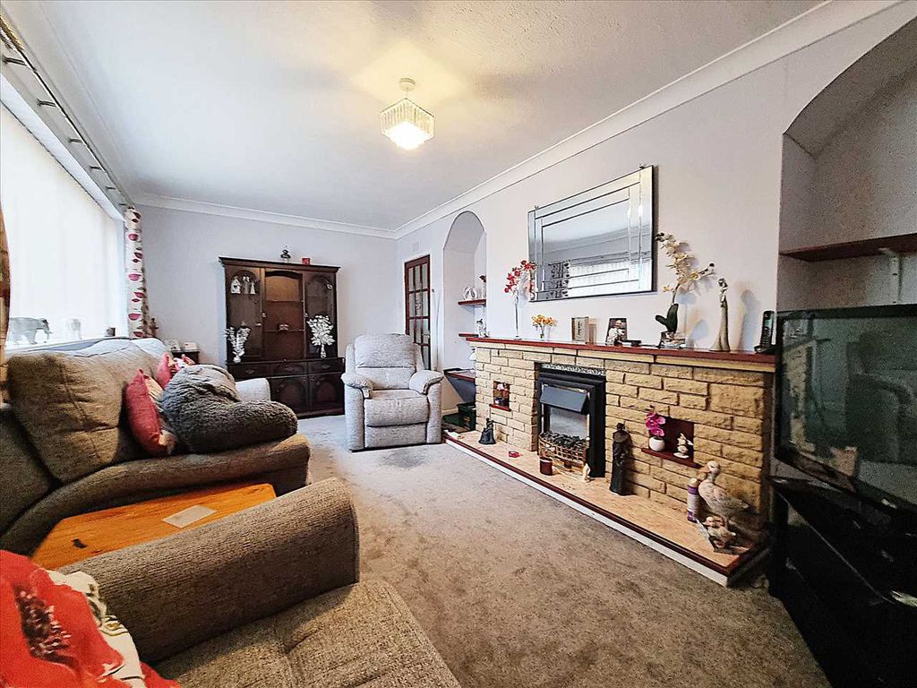 Property photo 3 of 13 Further Aspect: