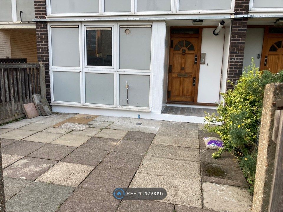 Property photo 1 of 12 Garden