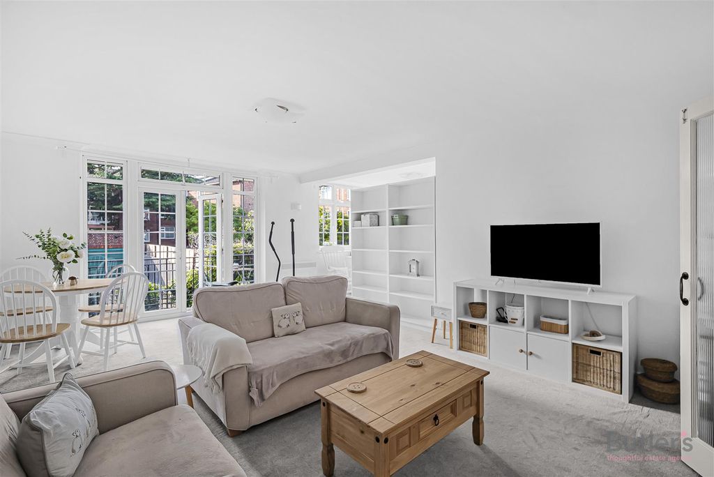 Property photo 2 of 14 19_39102_Watermarked.Jpg