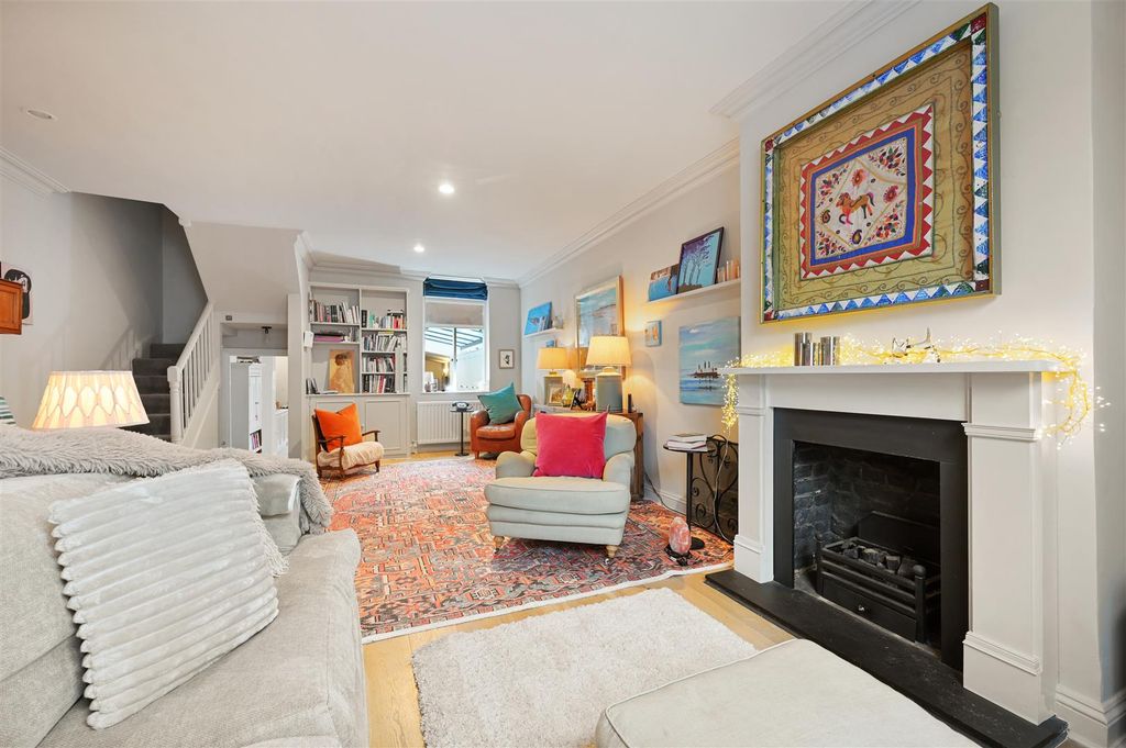 Property photo 2 of 12 Reception