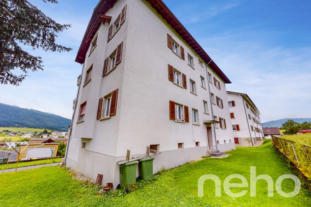 Property photo 2 of 13