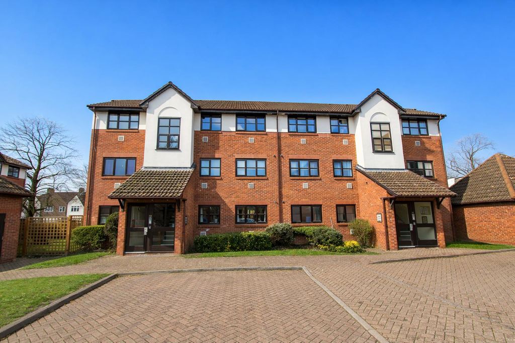 Property photo 1 of 15 Front