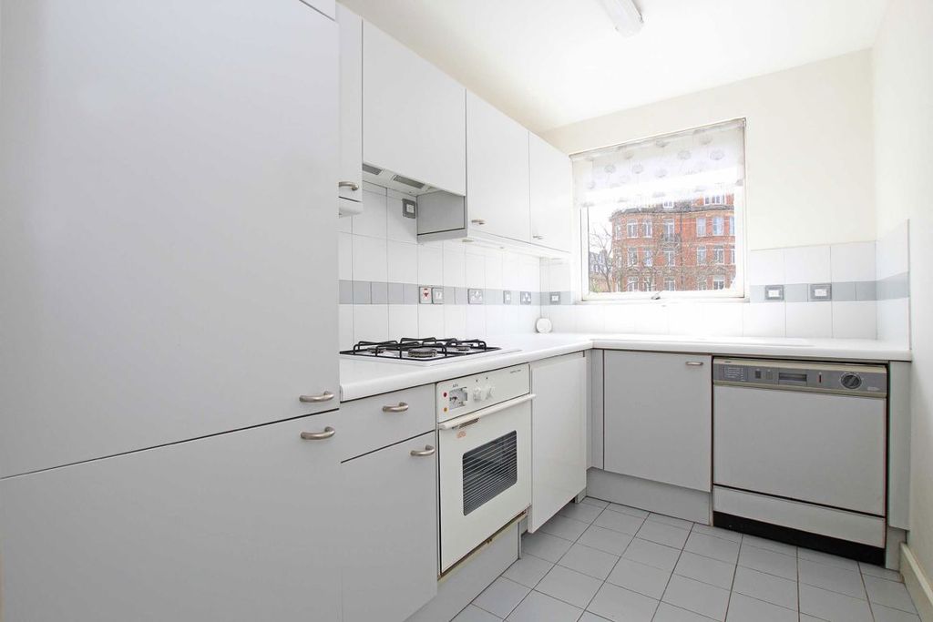 Property photo 3 of 5