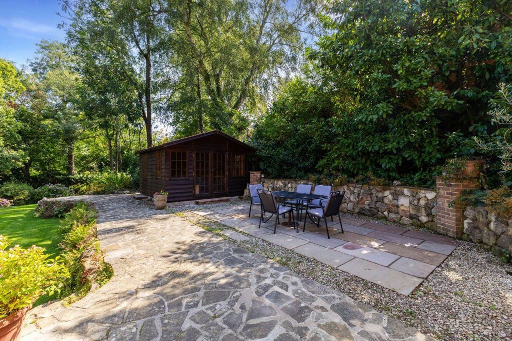 Additional image 17 of 6 bed semi-detached house to rentBrittains Lane TN13