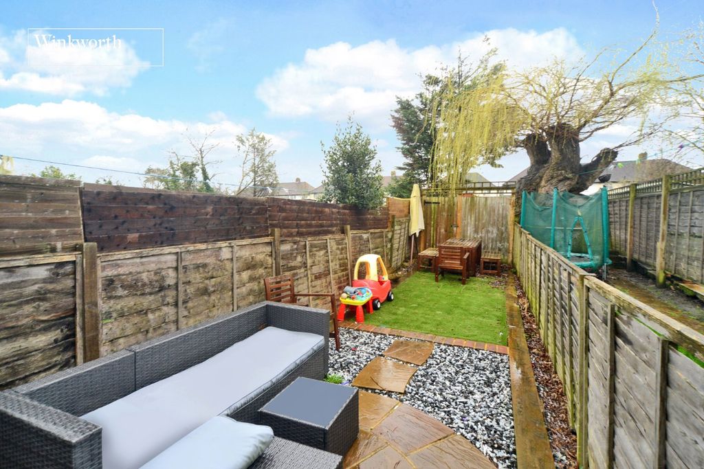 Property photo 1 of 11 Picture No. 21