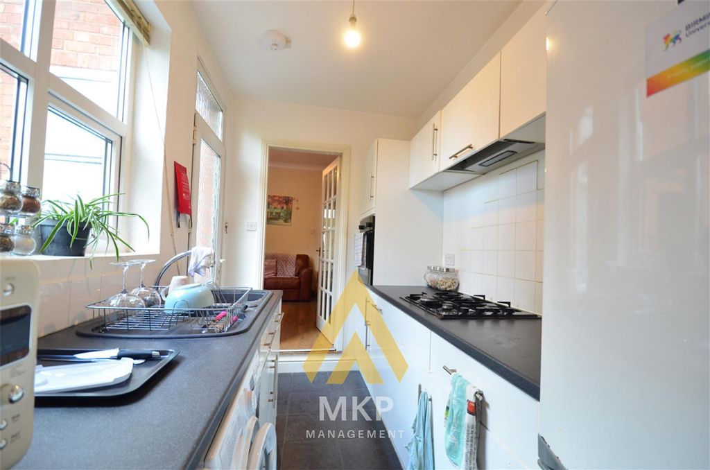 Property photo 2 of 13 4.Png