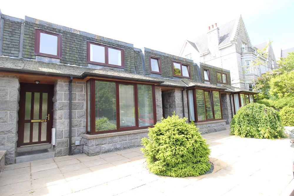 Property photo 1 of 11 External