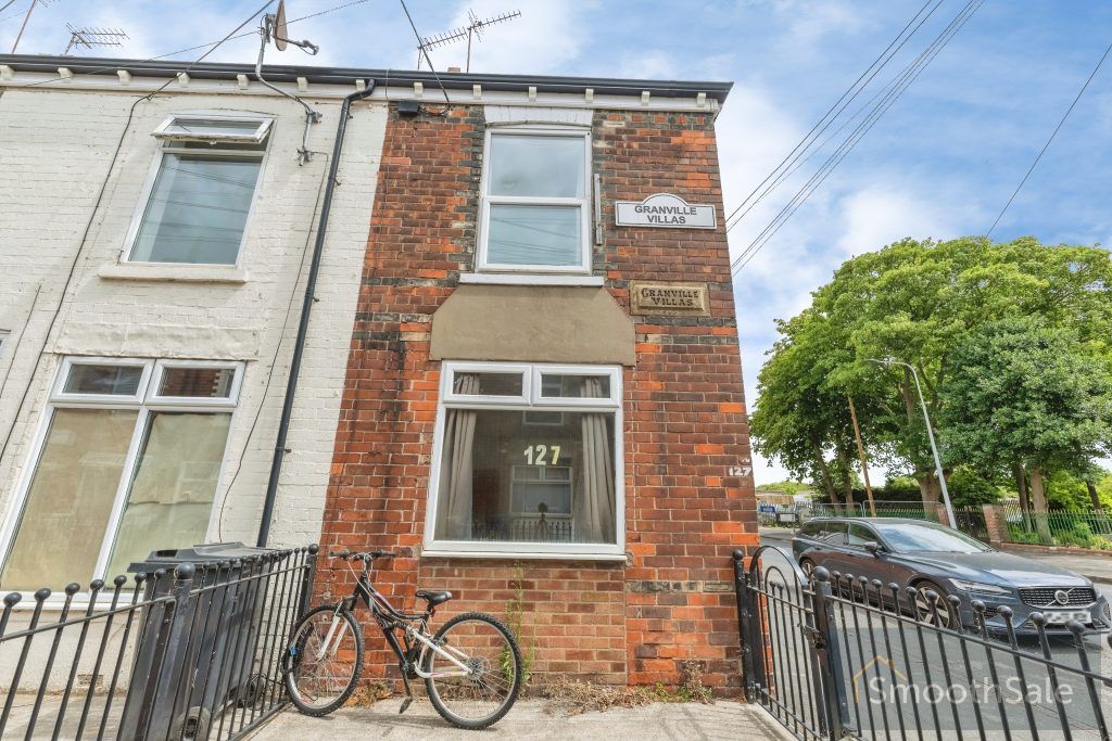 Property photo 2 of 13