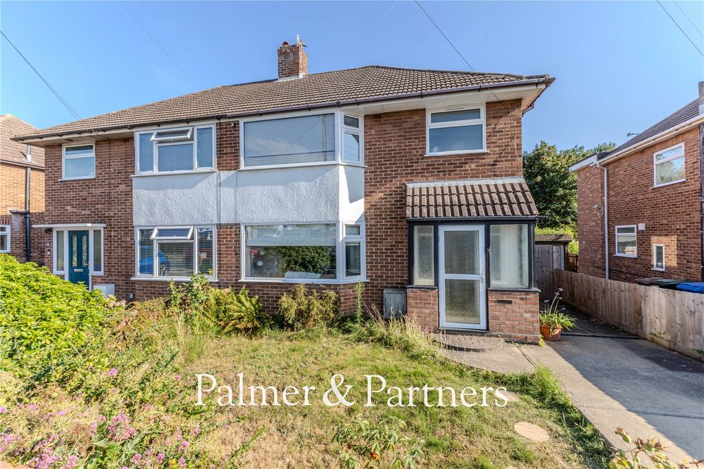 Property photo 1 of 28 Picture No. 05