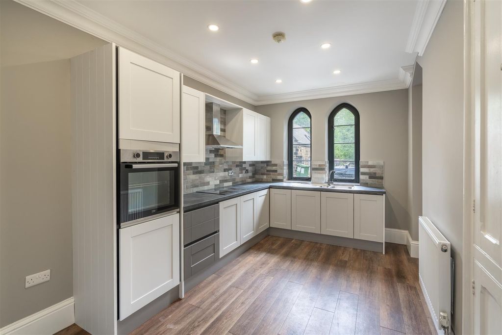 Property photo 3 of 12 _A7R8584-Hdr.Jpg