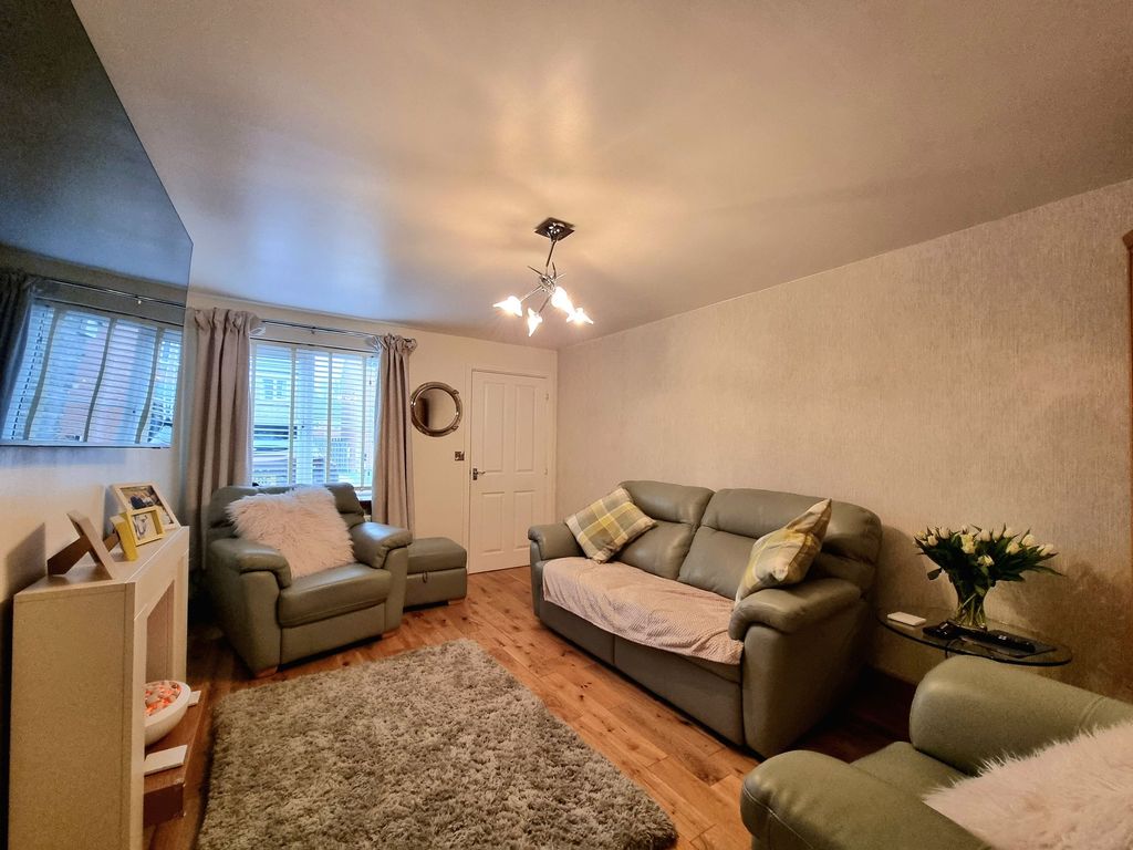 Property photo 2 of 23 Lounge