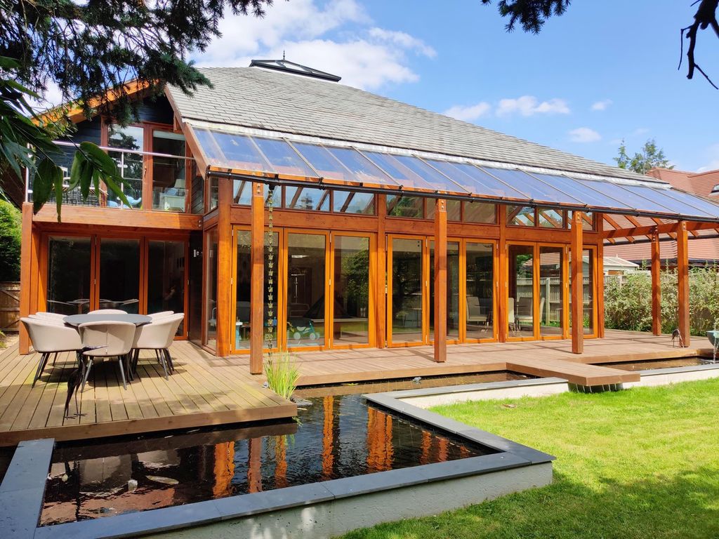 Property photo 1 of 21