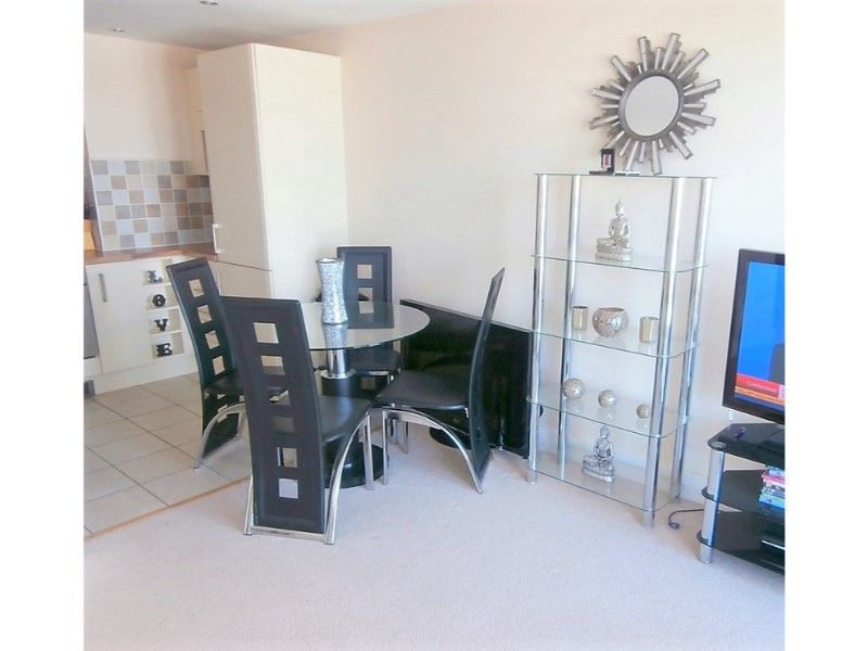 Property photo 3 of 4 Kitchen