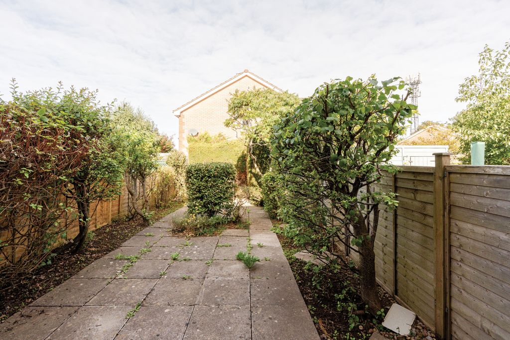 Property photo 2 of 14 Photo 12