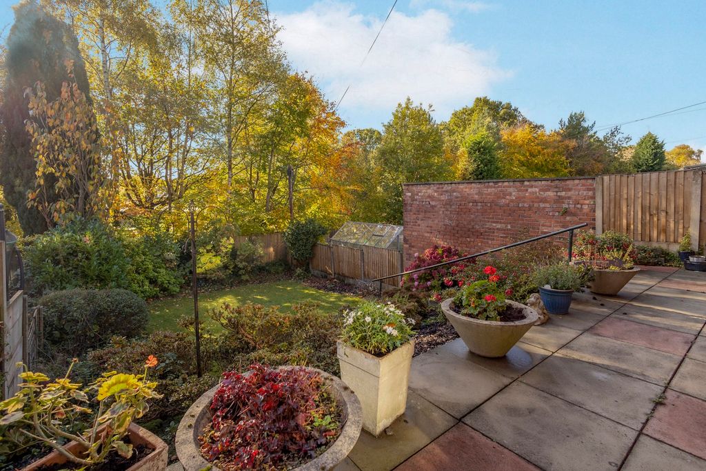 Property photo 2 of 17 Photo