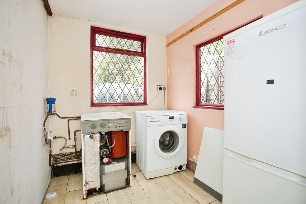 Property photo 3 of 15