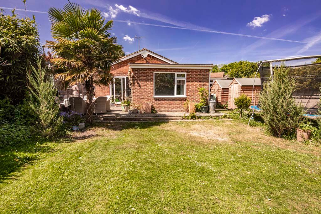 Property photo 2 of 12